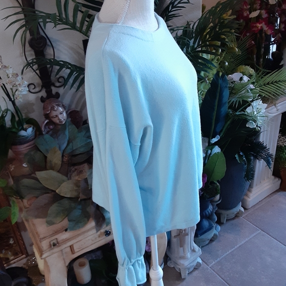 FRENCH CONNECTION, Acrylic Blend, Super Soft Pullover, Size Small - Picture 6 of 7